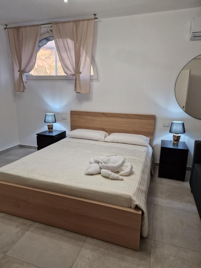 Villa Eden, Bed And Breakfast Cinisi Ngoại thất bức ảnh